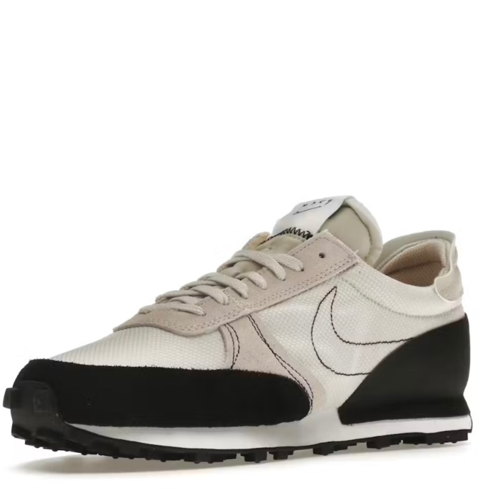 Nike Daybreak Type